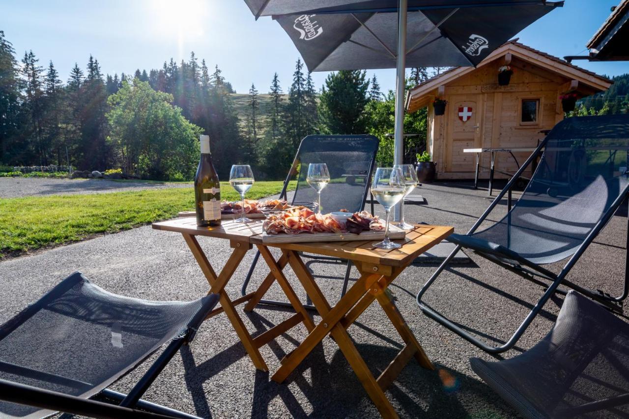 Hotel La Vieille Ferme Manigod Zewnętrze zdjęcie