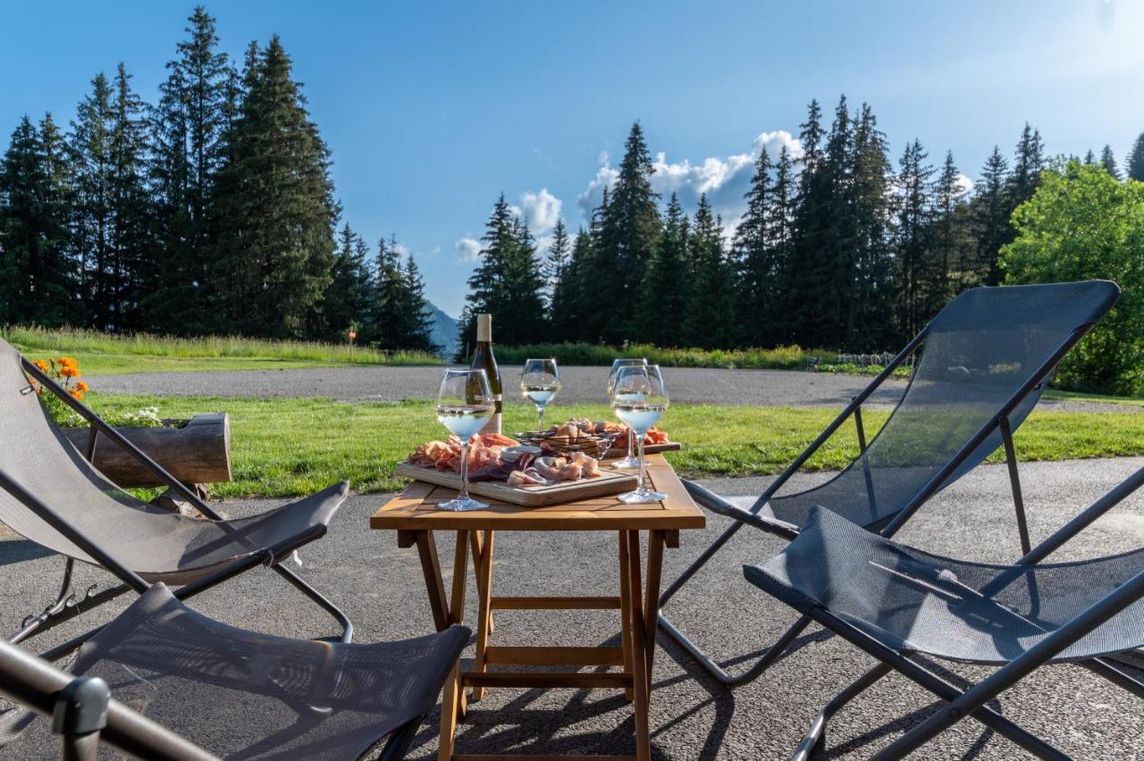 Hotel La Vieille Ferme Manigod Zewnętrze zdjęcie