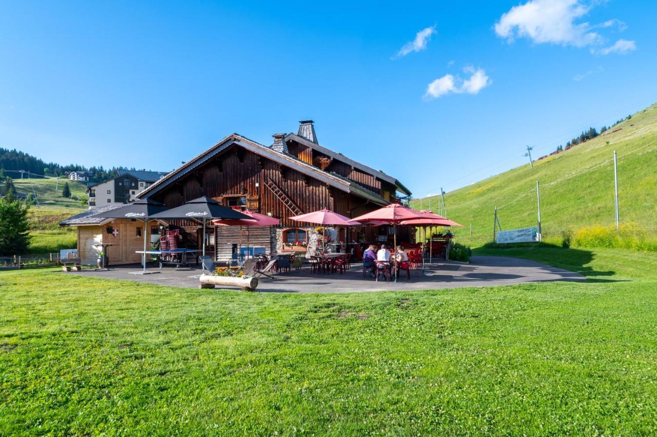 Hotel La Vieille Ferme Manigod Zewnętrze zdjęcie
