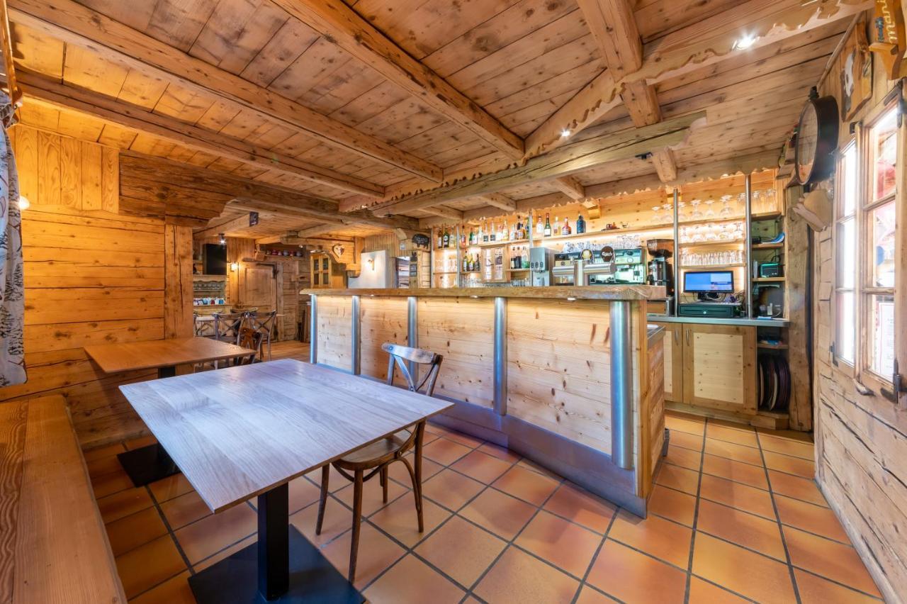 Hotel La Vieille Ferme Manigod Zewnętrze zdjęcie