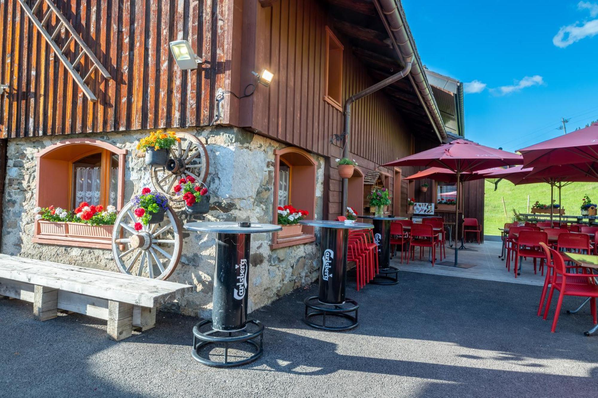 Hotel La Vieille Ferme Manigod Zewnętrze zdjęcie